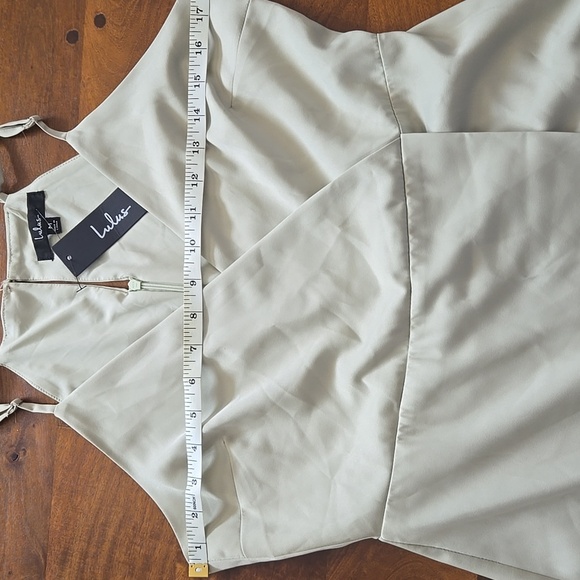 NWT Lulu's Asymmetrical Sage Green Satin Mini Dress Size Medium - Picture 7 of 13